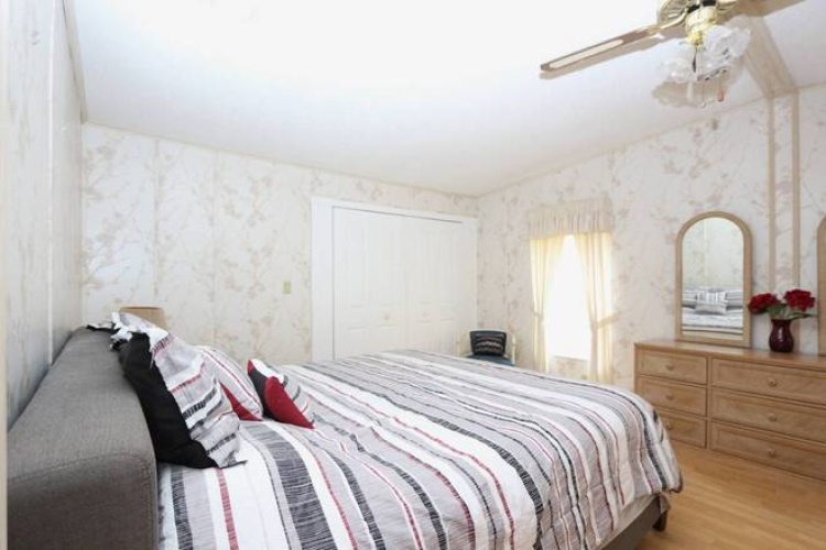 5283 Camelot Dr E, Sarasota, Florida 34233, 2 Bedrooms Bedrooms, ,2 BathroomsBathrooms,Mobile/manufactured,For Sale,Camelot Dr E,11611761