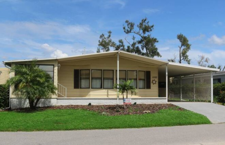 5283 Camelot Dr E, Sarasota, Florida 34233, 2 Bedrooms Bedrooms, ,2 BathroomsBathrooms,Mobile/manufactured,For Sale,Camelot Dr E,11611761