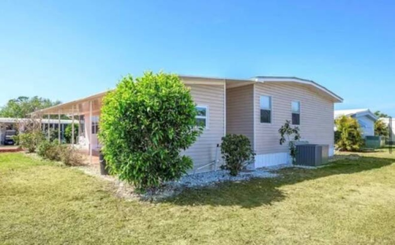 60 Norie Ct., Fort Myers, Florida 33908, 2 Bedrooms Bedrooms, ,2 BathroomsBathrooms,Mobile/manufactured,For Sale,Norie Ct.,11612465