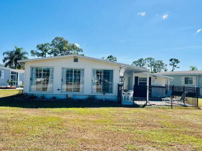 19472 Bermuda Ct., North Fort Myers, Florida 33903, ,2 BathroomsBathrooms,Mobile/manufactured,For Sale,Bermuda Ct.,11613006