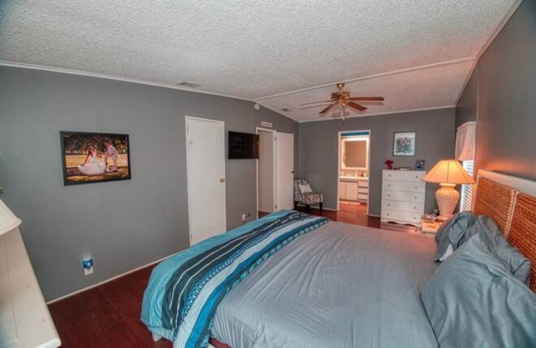 19430 SunAir ct, North Fort Myers, Florida 33903, 2 Bedrooms Bedrooms, ,2 BathroomsBathrooms,Mobile/manufactured,For Sale,SunAir ct,11615325