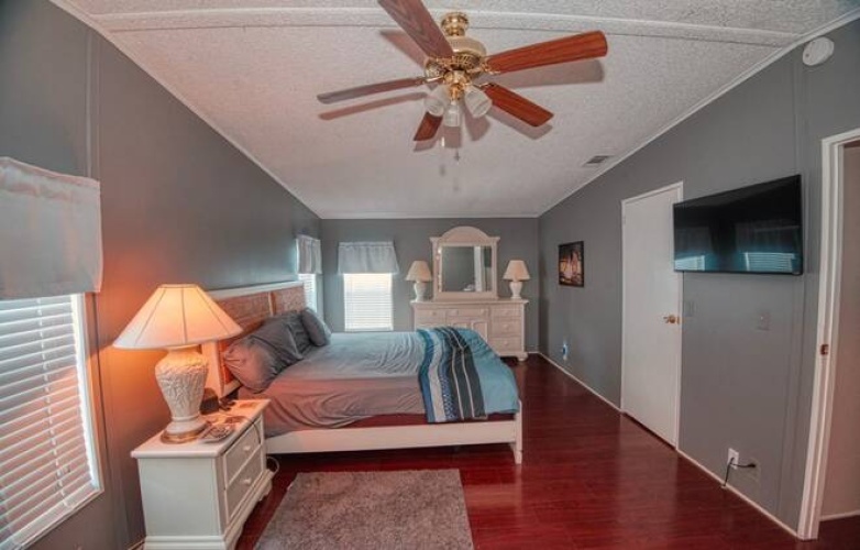 19430 SunAir ct, North Fort Myers, Florida 33903, 2 Bedrooms Bedrooms, ,2 BathroomsBathrooms,Mobile/manufactured,For Sale,SunAir ct,11615325