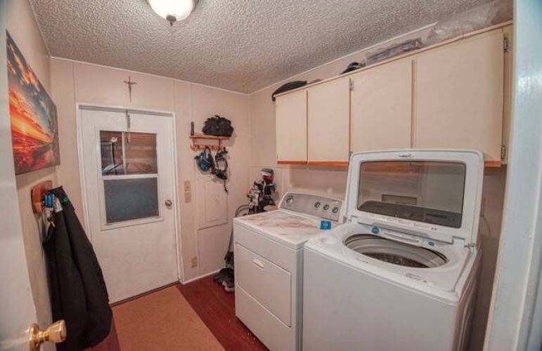 19430 SunAir ct, North Fort Myers, Florida 33903, 2 Bedrooms Bedrooms, ,2 BathroomsBathrooms,Mobile/manufactured,For Sale,SunAir ct,11615325