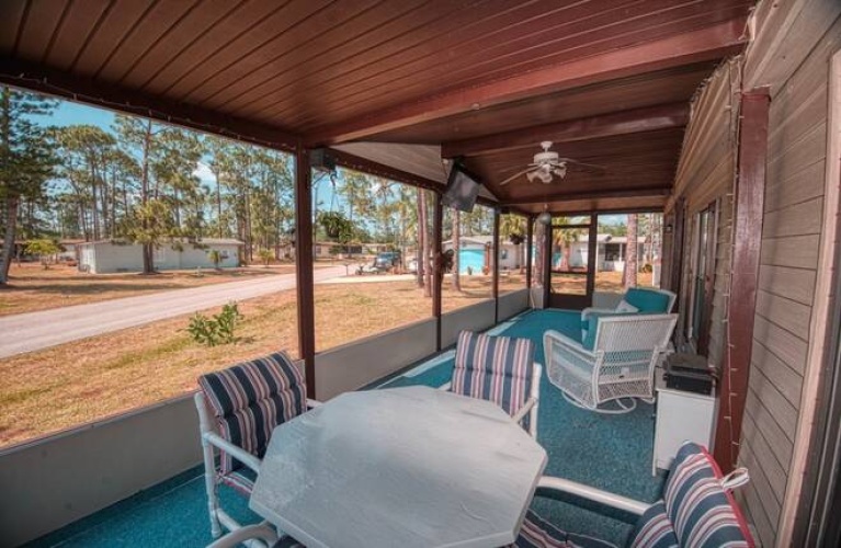 19430 SunAir ct, North Fort Myers, Florida 33903, 2 Bedrooms Bedrooms, ,2 BathroomsBathrooms,Mobile/manufactured,For Sale,SunAir ct,11615325