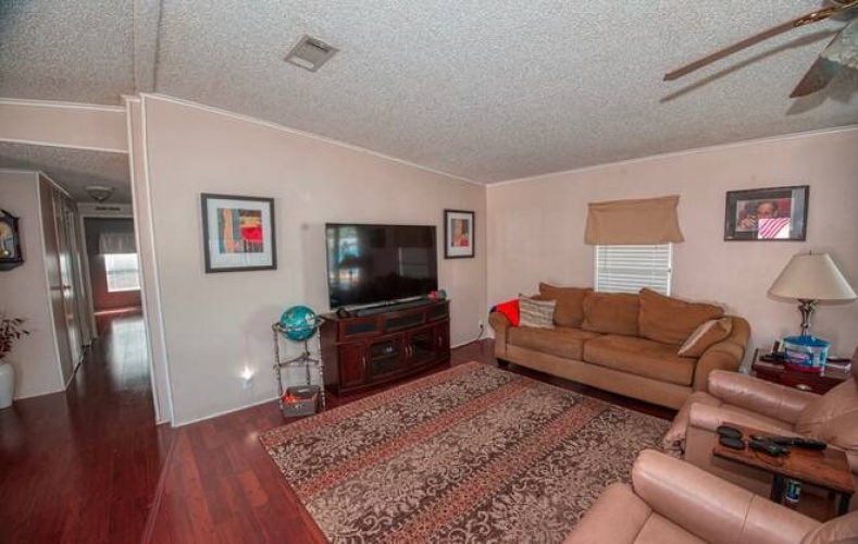 19430 SunAir ct, North Fort Myers, Florida 33903, 2 Bedrooms Bedrooms, ,2 BathroomsBathrooms,Mobile/manufactured,For Sale,SunAir ct,11615325