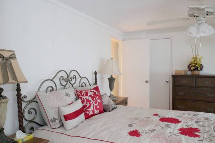 333 Desoto St, Nokomis, Florida 34275, 2 Bedrooms Bedrooms, ,2 BathroomsBathrooms,Mobile/manufactured,For Sale,Desoto St,11618372