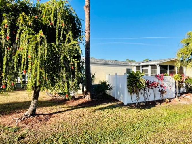10924 Indigo Ct., North Fort Myers, Florida 33903, 2 Bedrooms Bedrooms, ,2 BathroomsBathrooms,Mobile/manufactured,For Sale,Indigo Ct.,11619942