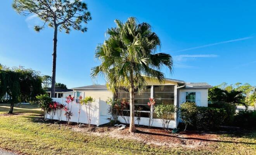 10924 Indigo Ct., North Fort Myers, Florida 33903, 2 Bedrooms Bedrooms, ,2 BathroomsBathrooms,Mobile/manufactured,For Sale,Indigo Ct.,11619942