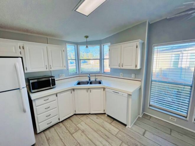 10924 Indigo Ct., North Fort Myers, Florida 33903, 2 Bedrooms Bedrooms, ,2 BathroomsBathrooms,Mobile/manufactured,For Sale,Indigo Ct.,11619942