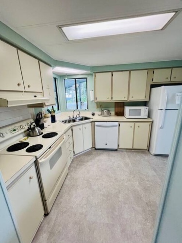 19413 Congressional Ct., North Fort Myers, Florida 33903, 2 Bedrooms Bedrooms, ,2 BathroomsBathrooms,Mobile/manufactured,For Sale,Congressional Ct.,11620857