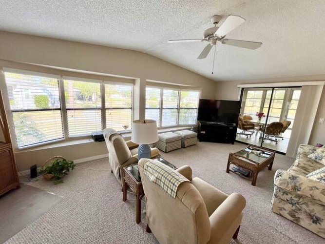 19474 Sun Air Ct, North Fort Myers, Florida 33903, 2 Bedrooms Bedrooms, ,2 BathroomsBathrooms,Mobile/manufactured,For Sale,Sun Air Ct,11620841