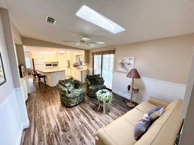 19474 Sun Air Ct, North Fort Myers, Florida 33903, 2 Bedrooms Bedrooms, ,2 BathroomsBathrooms,Mobile/manufactured,For Sale,Sun Air Ct,11620841