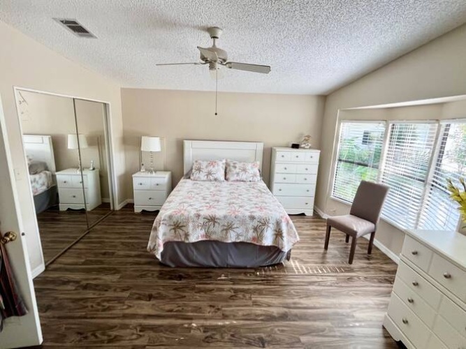 19474 Sun Air Ct, North Fort Myers, Florida 33903, 2 Bedrooms Bedrooms, ,2 BathroomsBathrooms,Mobile/manufactured,For Sale,Sun Air Ct,11620841