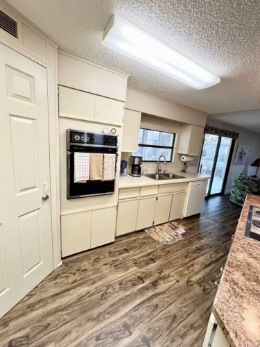 19474 Sun Air Ct, North Fort Myers, Florida 33903, 2 Bedrooms Bedrooms, ,2 BathroomsBathrooms,Mobile/manufactured,For Sale,Sun Air Ct,11620841