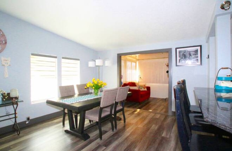 5453 Seven Oaks Dr, Sarasota, Florida 34241, 2 Bedrooms Bedrooms, ,2 BathroomsBathrooms,Mobile/manufactured,For Sale,Seven Oaks Dr,11621344