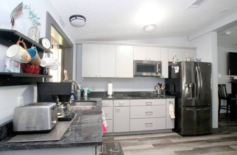 5453 Seven Oaks Dr, Sarasota, Florida 34241, 2 Bedrooms Bedrooms, ,2 BathroomsBathrooms,Mobile/manufactured,For Sale,Seven Oaks Dr,11621344