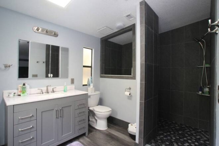 5453 Seven Oaks Dr, Sarasota, Florida 34241, 2 Bedrooms Bedrooms, ,2 BathroomsBathrooms,Mobile/manufactured,For Sale,Seven Oaks Dr,11621344