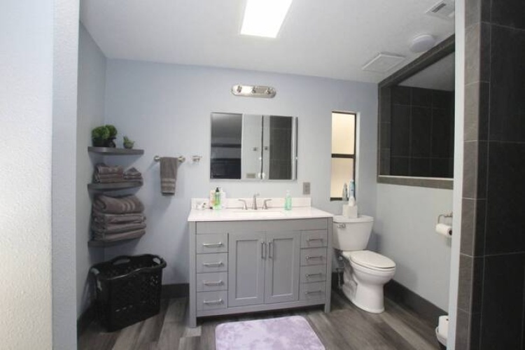 5453 Seven Oaks Dr, Sarasota, Florida 34241, 2 Bedrooms Bedrooms, ,2 BathroomsBathrooms,Mobile/manufactured,For Sale,Seven Oaks Dr,11621344