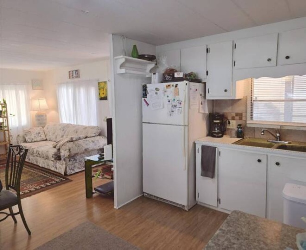 4 7th st West, Nokomis, Florida 34275, 2 Bedrooms Bedrooms, ,1 BathroomBathrooms,Mobile/manufactured,For Sale,7th st West,11623333