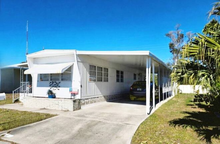 4 7th st West, Nokomis, Florida 34275, 2 Bedrooms Bedrooms, ,1 BathroomBathrooms,Mobile/manufactured,For Sale,7th st West,11623333