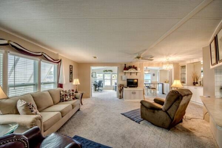 19247 Meadowbrook Ct, North Fort Myers, Florida 33903, 2 Bedrooms Bedrooms, ,2 BathroomsBathrooms,Mobile/manufactured,For Sale,Meadowbrook Ct,11623349