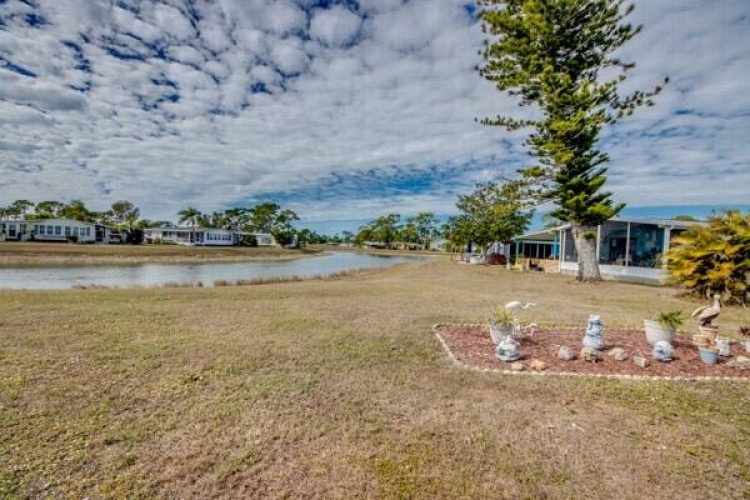 19247 Meadowbrook Ct, North Fort Myers, Florida 33903, 2 Bedrooms Bedrooms, ,2 BathroomsBathrooms,Mobile/manufactured,For Sale,Meadowbrook Ct,11623349