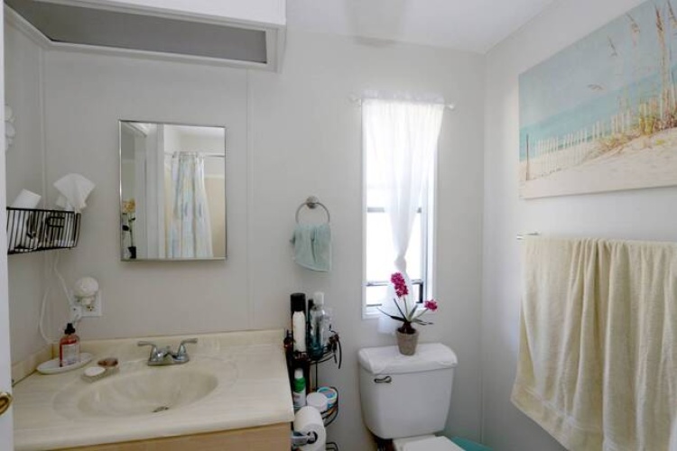 5226 Camelot Dr E, Sarasota, Florida 34233, 2 Bedrooms Bedrooms, ,2 BathroomsBathrooms,Mobile/manufactured,For Sale,Camelot Dr E,11623678