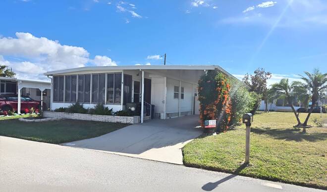 39 7th Street East, Nokomis, Florida 34275, 2 Bedrooms Bedrooms, ,2 BathroomsBathrooms,Mobile/manufactured,For Sale,7th Street East,11624289