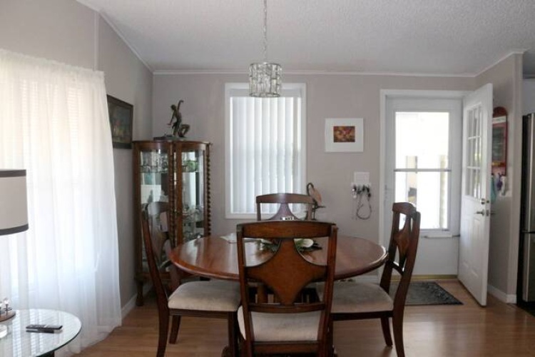 5536 Tewkesbury Pl, Sarasota, Florida 34241, 2 Bedrooms Bedrooms, ,2 BathroomsBathrooms,Mobile/manufactured,For Sale,Tewkesbury Pl,11630321