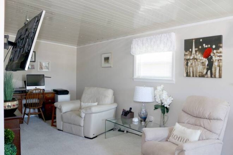 5536 Tewkesbury Pl, Sarasota, Florida 34241, 2 Bedrooms Bedrooms, ,2 BathroomsBathrooms,Mobile/manufactured,For Sale,Tewkesbury Pl,11630321