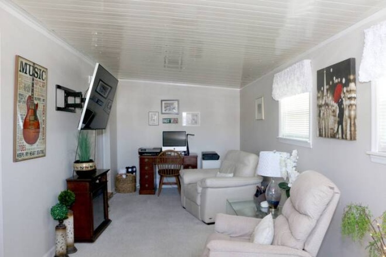 5536 Tewkesbury Pl, Sarasota, Florida 34241, 2 Bedrooms Bedrooms, ,2 BathroomsBathrooms,Mobile/manufactured,For Sale,Tewkesbury Pl,11630321