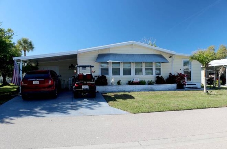 5536 Tewkesbury Pl, Sarasota, Florida 34241, 2 Bedrooms Bedrooms, ,2 BathroomsBathrooms,Mobile/manufactured,For Sale,Tewkesbury Pl,11630321