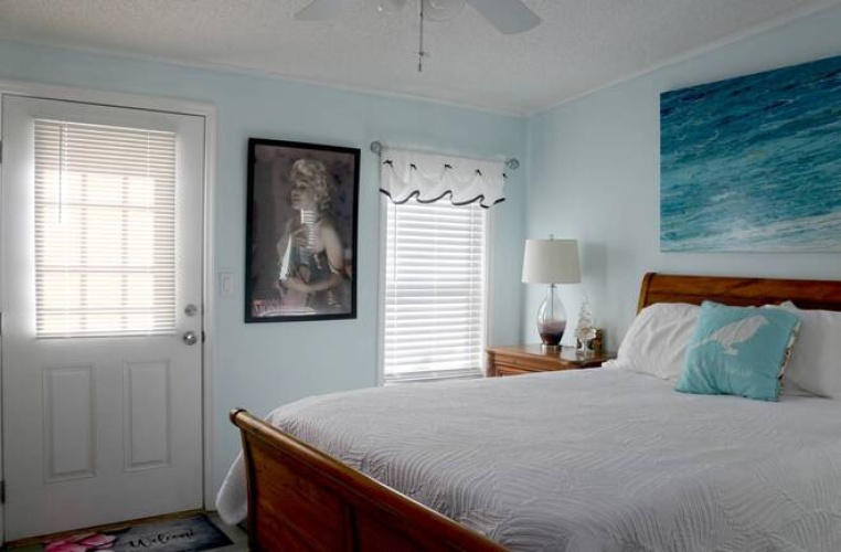 5536 Tewkesbury Pl, Sarasota, Florida 34241, 2 Bedrooms Bedrooms, ,2 BathroomsBathrooms,Mobile/manufactured,For Sale,Tewkesbury Pl,11630321