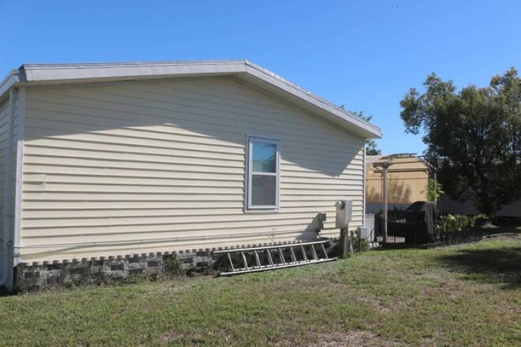 5536 Tewkesbury Pl, Sarasota, Florida 34241, 2 Bedrooms Bedrooms, ,2 BathroomsBathrooms,Mobile/manufactured,For Sale,Tewkesbury Pl,11630321