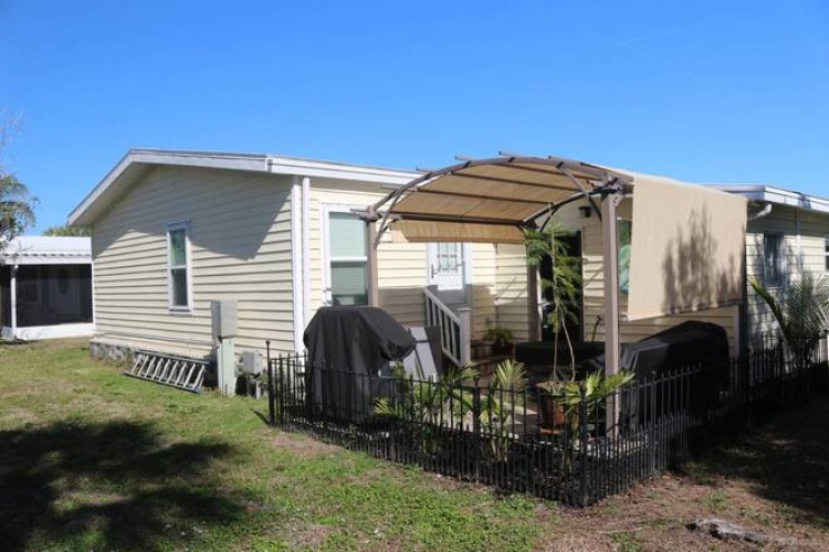 5536 Tewkesbury Pl, Sarasota, Florida 34241, 2 Bedrooms Bedrooms, ,2 BathroomsBathrooms,Mobile/manufactured,For Sale,Tewkesbury Pl,11630321