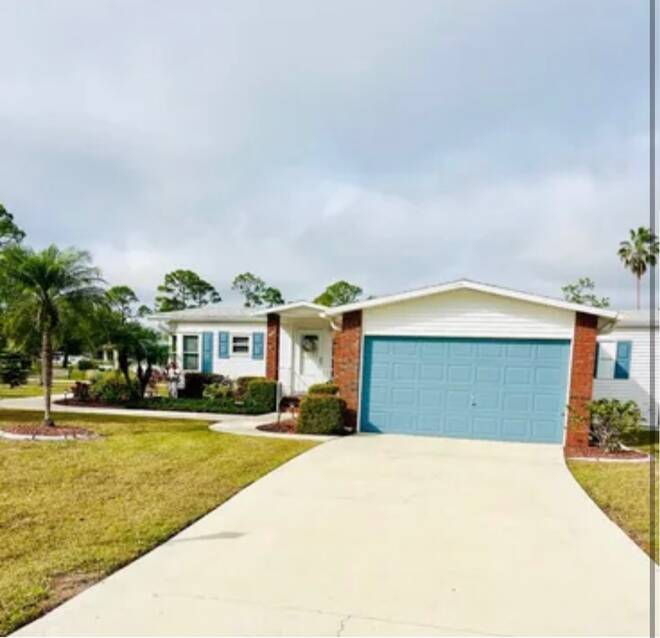 19798 Cypress Woods Ct., North Fort Myers, Florida 33903, 2 Bedrooms Bedrooms, ,2 BathroomsBathrooms,Mobile/manufactured,For Sale,Cypress Woods Ct.,11632438