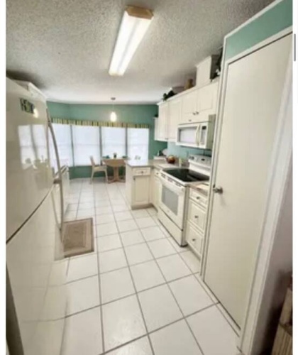 19798 Cypress Woods Ct., North Fort Myers, Florida 33903, 2 Bedrooms Bedrooms, ,2 BathroomsBathrooms,Mobile/manufactured,For Sale,Cypress Woods Ct.,11632438