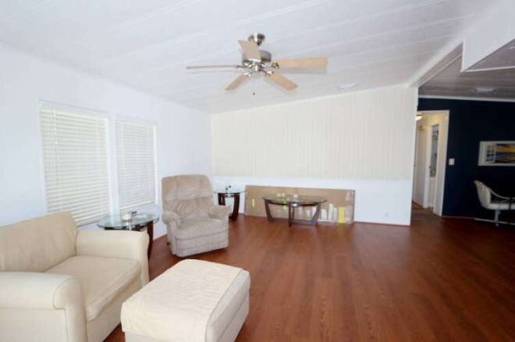 5688 Halifax Dr, Sarasota, Florida 34233, 2 Bedrooms Bedrooms, ,2 BathroomsBathrooms,Mobile/manufactured,For Sale,Halifax Dr,11506937