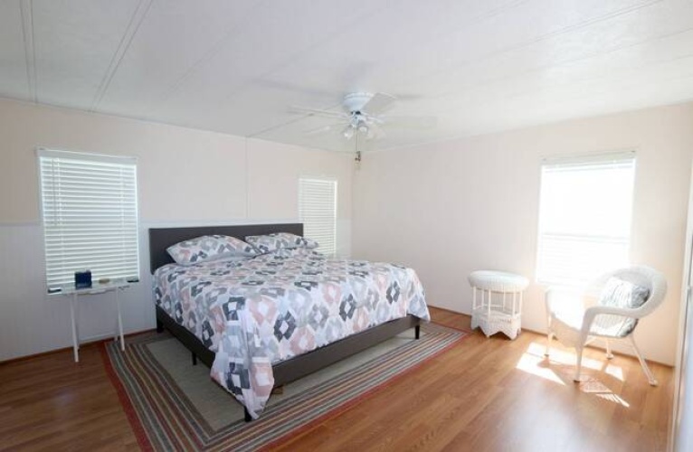 5688 Halifax Dr, Sarasota, Florida 34233, 2 Bedrooms Bedrooms, ,2 BathroomsBathrooms,Mobile/manufactured,For Sale,Halifax Dr,11506937