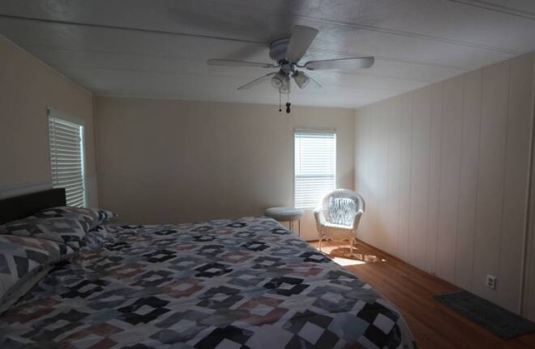 5688 Halifax Dr, Sarasota, Florida 34233, 2 Bedrooms Bedrooms, ,2 BathroomsBathrooms,Mobile/manufactured,For Sale,Halifax Dr,11506937