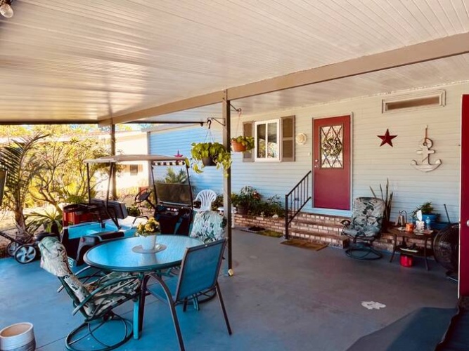 19252 Tuckaway ct, North Fort Myers, Florida 33903, 2 Bedrooms Bedrooms, ,2 BathroomsBathrooms,Mobile/manufactured,For Sale,Tuckaway ct,11633111