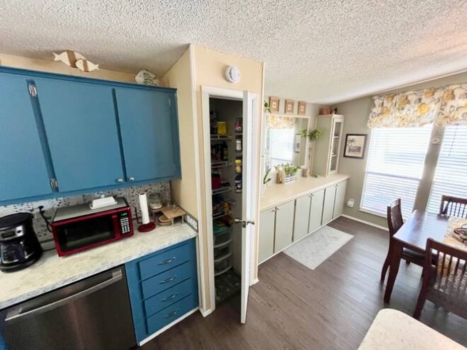 19252 Tuckaway ct, North Fort Myers, Florida 33903, 2 Bedrooms Bedrooms, ,2 BathroomsBathrooms,Mobile/manufactured,For Sale,Tuckaway ct,11633111