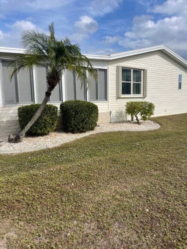 29200 Jones Loop Rd #539, Punta Gorda, Florida 33950, 2 Bedrooms Bedrooms, ,2 BathroomsBathrooms,Mobile/manufactured,For Sale,Jones Loop Rd #539,11632943