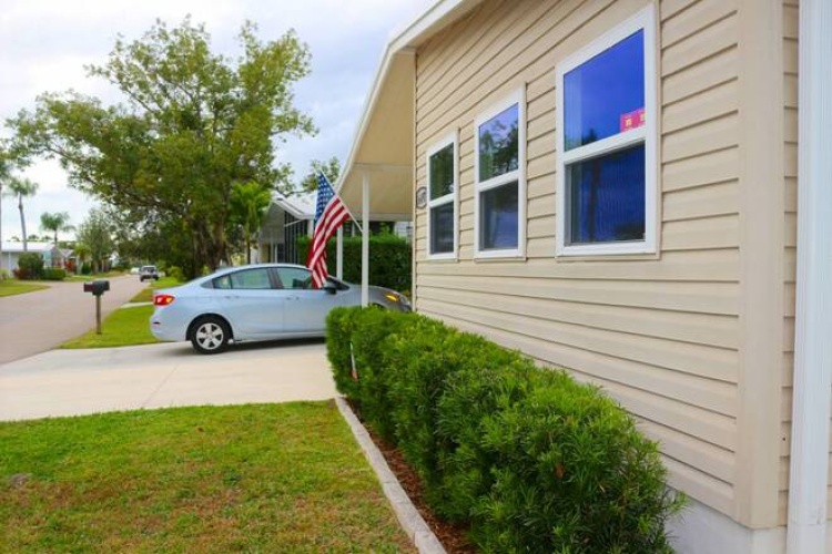 6497 Wakefield Ln, Sarasota, Florida 34241, 2 Bedrooms Bedrooms, ,2 BathroomsBathrooms,Mobile/manufactured,For Sale,Wakefield Ln,11633698