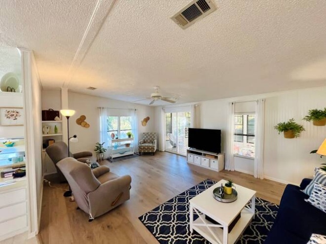 10281 Pine Lakes Blvd., North Fort Myers, Florida 33903, 2 Bedrooms Bedrooms, ,1 BathroomBathrooms,Mobile/manufactured,For Sale,Pine Lakes Blvd.,11634011