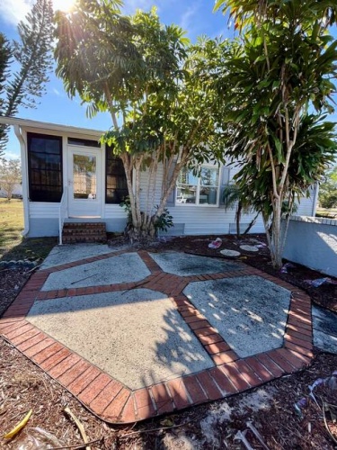 10281 Pine Lakes Blvd., North Fort Myers, Florida 33903, 2 Bedrooms Bedrooms, ,1 BathroomBathrooms,Mobile/manufactured,For Sale,Pine Lakes Blvd.,11634011