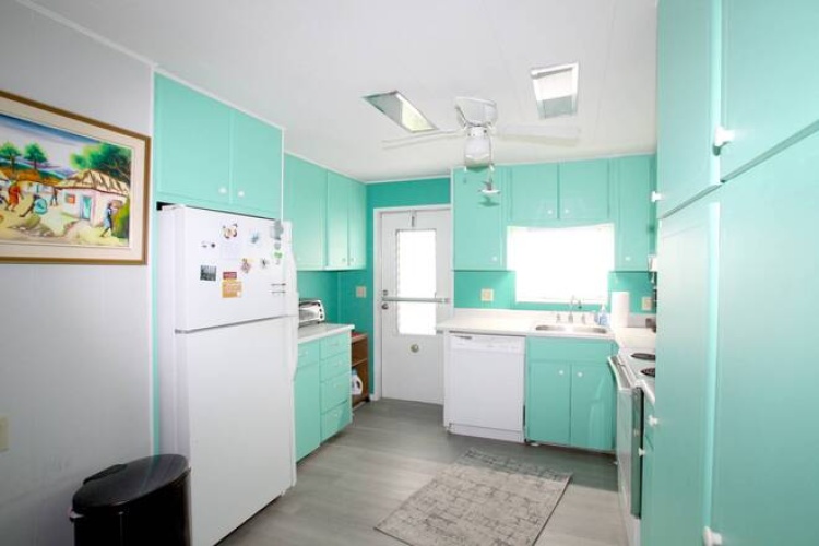 2329 York Drive, Sarasota, Florida 34238, 2 Bedrooms Bedrooms, ,2 BathroomsBathrooms,Mobile/manufactured,For Sale,York Drive,11639413