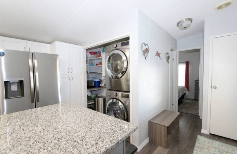 7020 Captain Kid Ave, Sarasota, Florida 34231, 2 Bedrooms Bedrooms, ,2 BathroomsBathrooms,Mobile/manufactured,For Sale,Captain Kid Ave,11640607