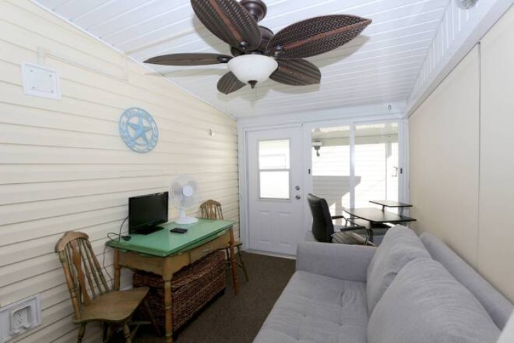 7020 Captain Kid Ave, Sarasota, Florida 34231, 2 Bedrooms Bedrooms, ,2 BathroomsBathrooms,Mobile/manufactured,For Sale,Captain Kid Ave,11640607