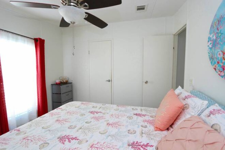 7020 Captain Kid Ave, Sarasota, Florida 34231, 2 Bedrooms Bedrooms, ,2 BathroomsBathrooms,Mobile/manufactured,For Sale,Captain Kid Ave,11640607